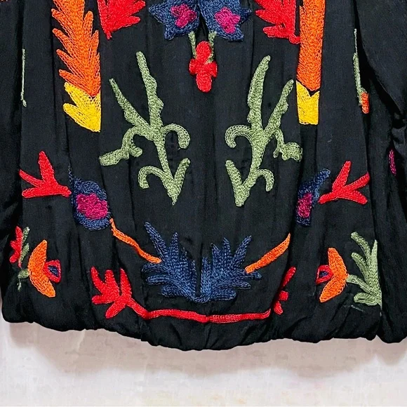 LAURIE FELT Black Peasant Blouse with Multicolor Floral Embroidery - Picture 4 of 16